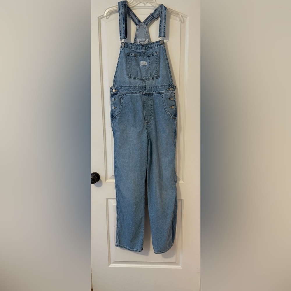 Levi’s Overalls